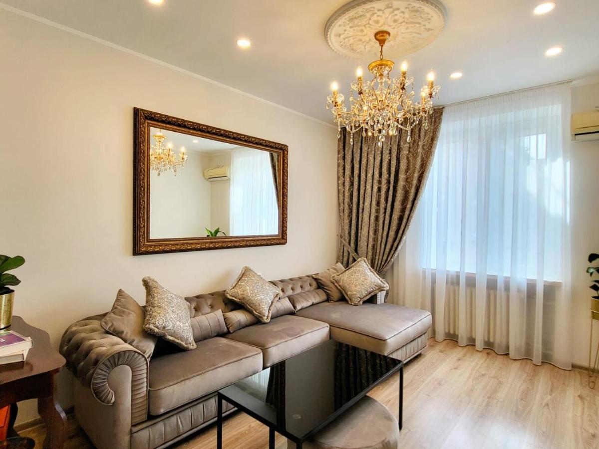 E. D. Angel Wing Apartment Шяуляй Экстерьер фото
