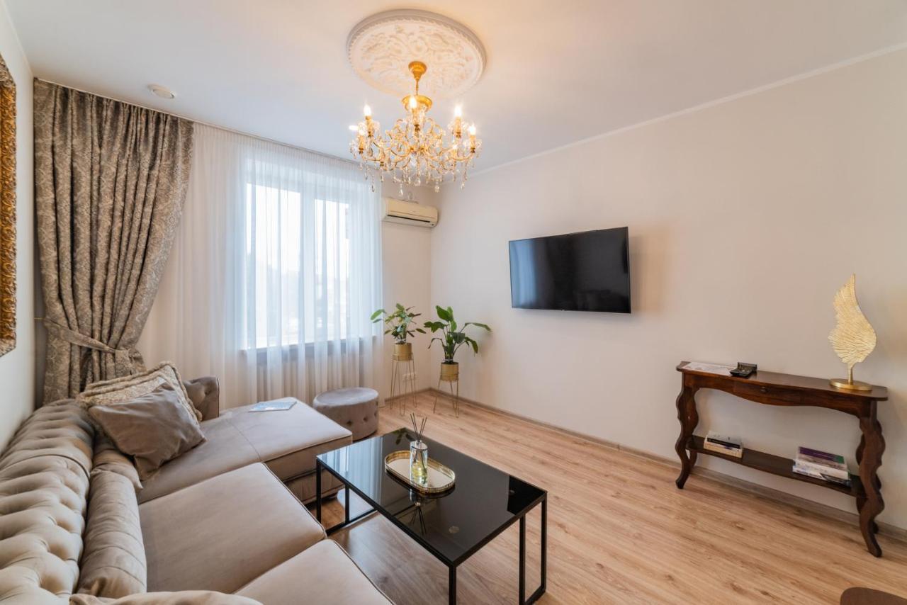 E. D. Angel Wing Apartment Шяуляй Экстерьер фото