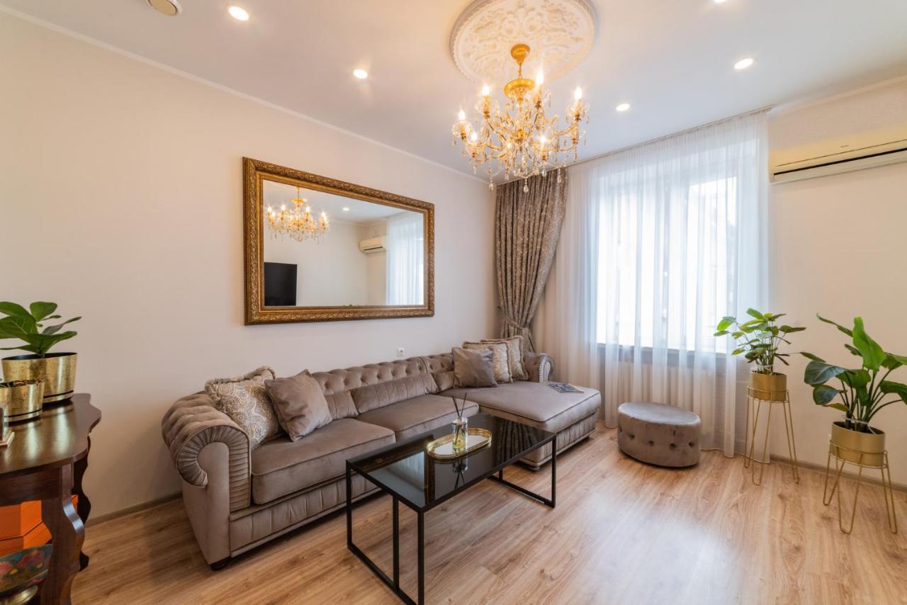 E. D. Angel Wing Apartment Шяуляй Экстерьер фото