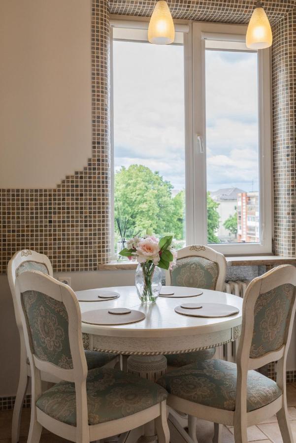 E. D. Angel Wing Apartment Шяуляй Экстерьер фото
